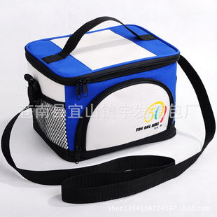 苍南县宜山镇宇发箱包厂的文具用品零售业务探析